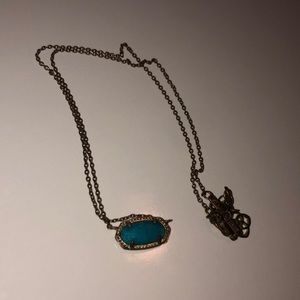 Kendra Scott necklace